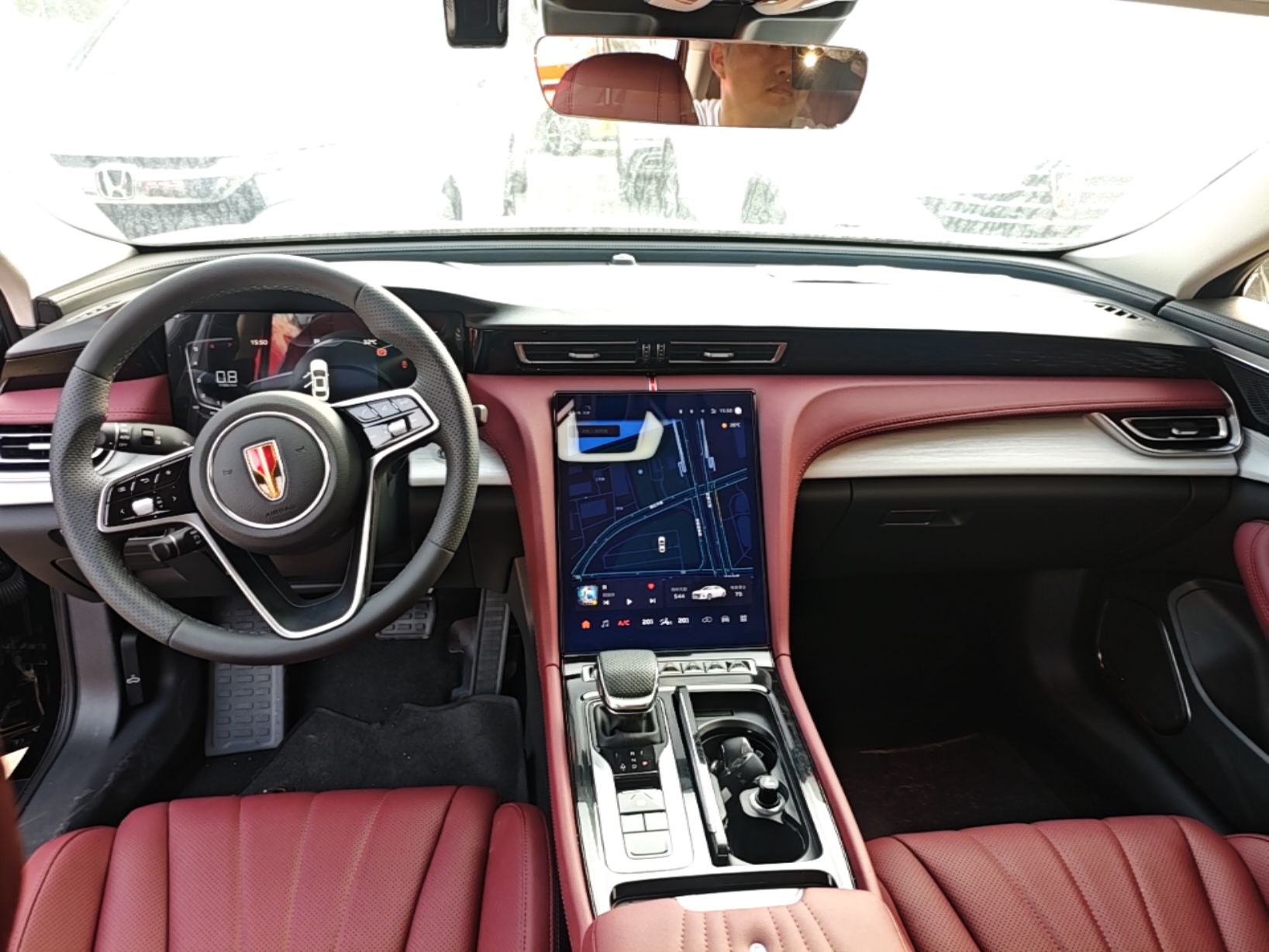 Hongqi H5 2025 1.5T DCT Qiyun 500 000th Unit Commemorative Edition — снимка 12