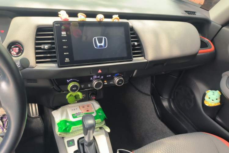 Used Honda LIFE 2021 1.5L CVT SPO-SS Dynamic Edition Audio And AC Panel