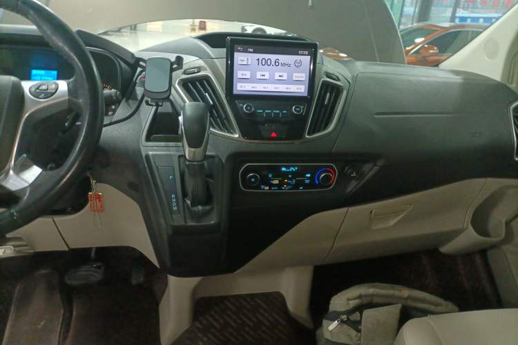 Used Ford Tourneo Custom 2017 2.0T Automatic Elite Version