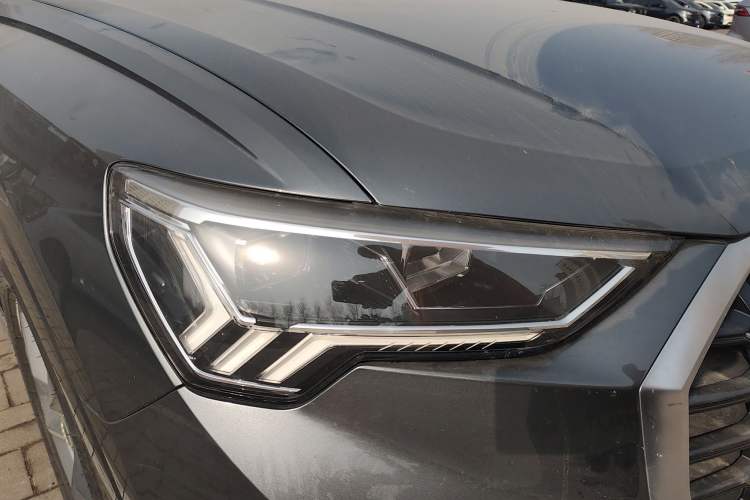 Used Audi Q3 2020 35 TFSI Fashion Dynamic Model