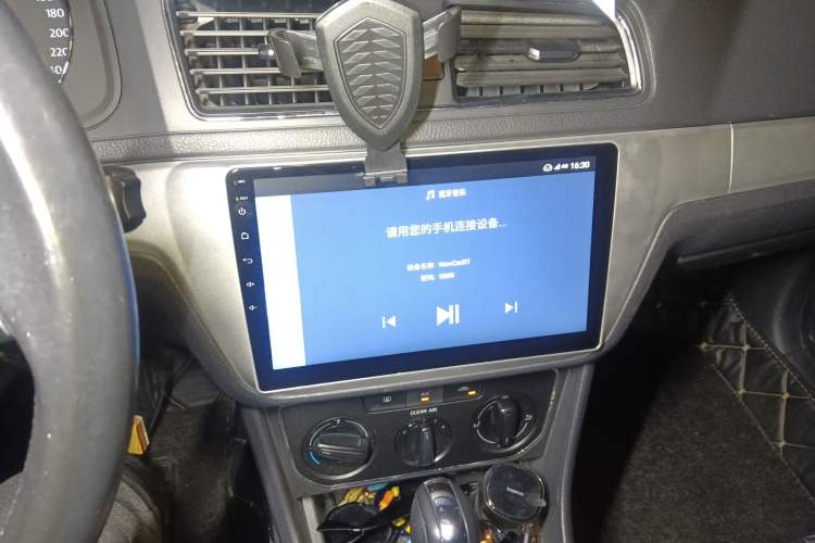 Used Volkswagen Gran Lavida 2015 1.6L Automatic Comfort Edition
