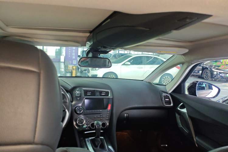 Used DS 5 2014 1.6T Luxury Edition THP160