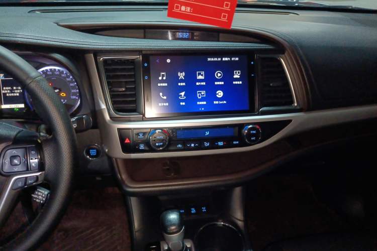 Used Toyota Highlander 2018 2.0T Four-Wheel Drive Luxury Edition 7 Seats China V Emission Standard
