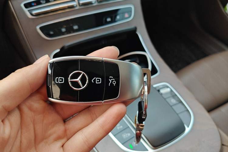 Used Mercedes-Benz E-Class 2021 E 260 L Vehicle Key