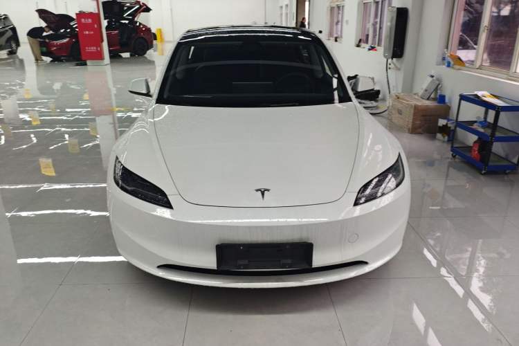 Used Tesla Model 3 2023 Rear-Wheel-Drive Version