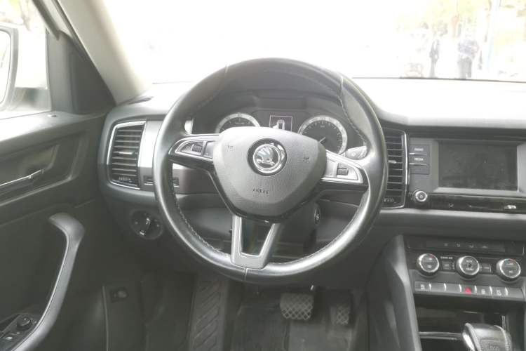 Used Skoda Kodiaq 2017 TSI330 5-Seat Two-Wheel Drive Luxury Edition Steering Wheel