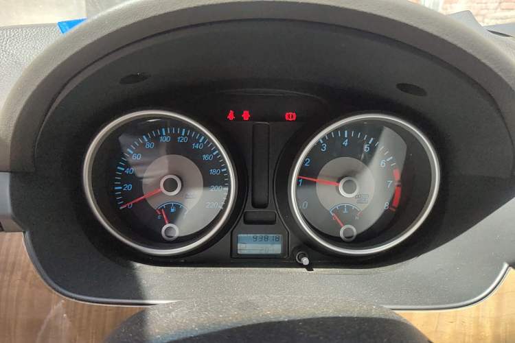 Used Buick Excelle 2013 1.5L Automatic Classic Model
