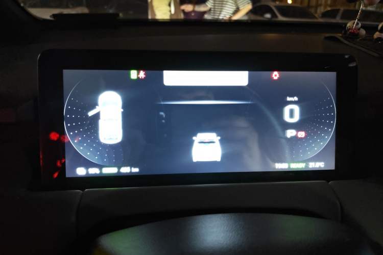 Used Hycan Z03 2022 510 km Range Trendy Cool Version 160 kW 61.13 kWh Instrument Cluster