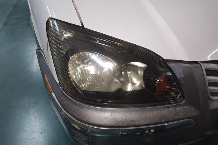 Used FORTHING Lingzhi 2013 M3 1.6L 7-Seater Comfort Model