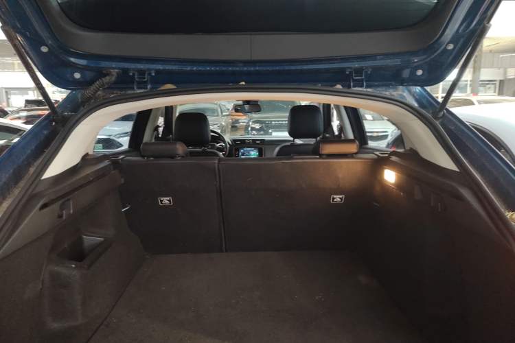 Used Qoros 5 2018 Revised Version 1.6T Automatic Leading Edition