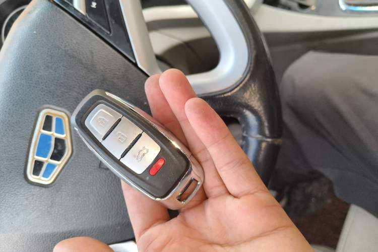 Used Geely Auto Emgrand 2014 Sedan 1.5L Manual Elite Model