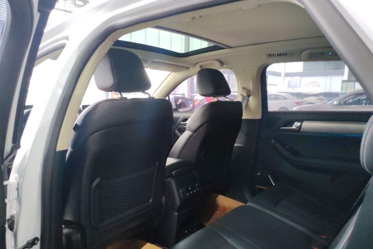 Used BYD Tang 2019 2.0T Automatic SmartConnect Luxury 7-Seater China VI Standard
