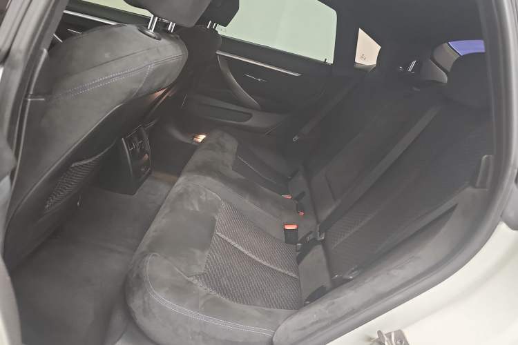 Used BMW 4 Series 2019 425i Gran Coupe M Sport Package Left Rear Seat