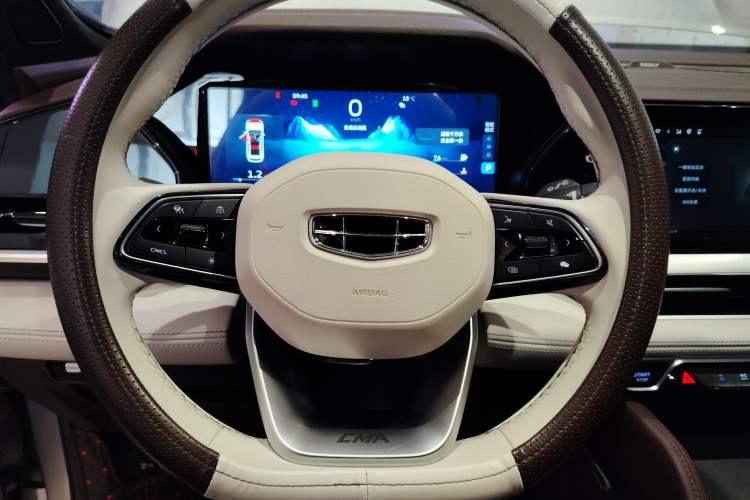 Used Geely Auto Monjaro L 2021 2.0TD DCT EVO Two-Wheel Drive Prestige Version
