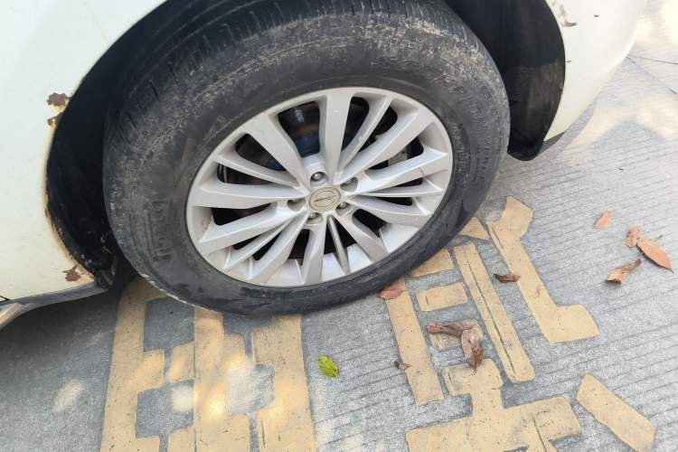 Used Zotye SR9 2017 2.0T Manual "Ultimate Light" Edition
