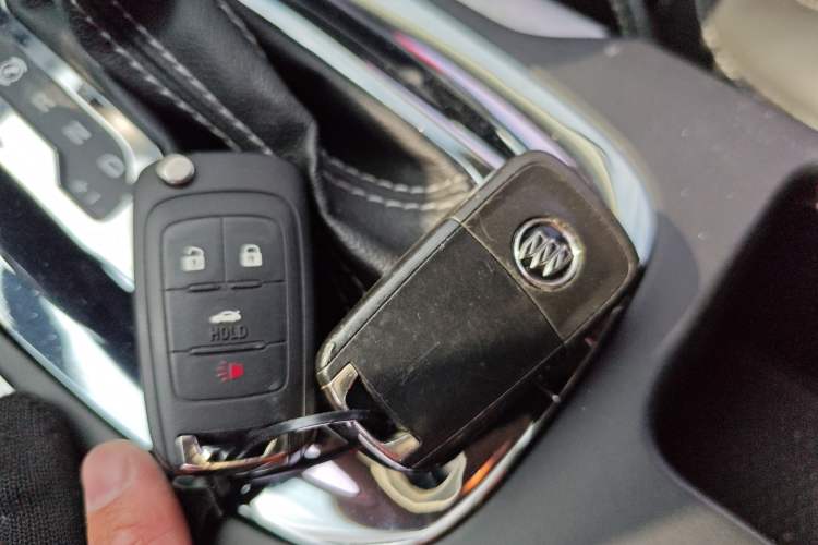 Used Buick Regal 2015 1.6T Leading Technology Model
