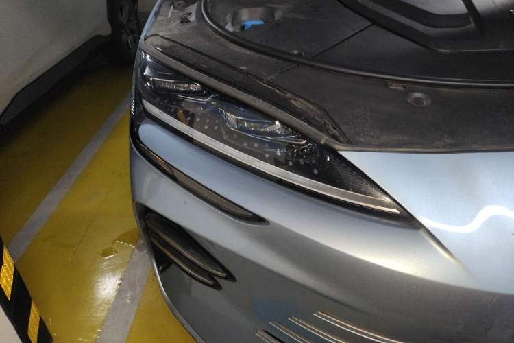 Used BYD Song PLUS New Energy 2024 HONOR Edition DM-i 150km Flagship PLUS Right Front Headlight