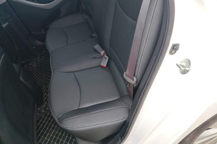 Used Hyundai Elantra (5th Generation / Langdong) 2015 1.6L Automatic Leading Model