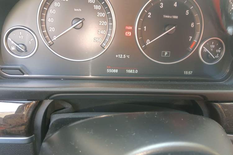 Used BMW 5 Series 2014 525Li Leading Model