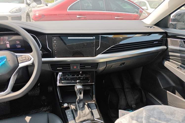 Used Volkswagen Passat New Energy 2025 430 PHEV Hybrid Business Edition Audio And AC Panel