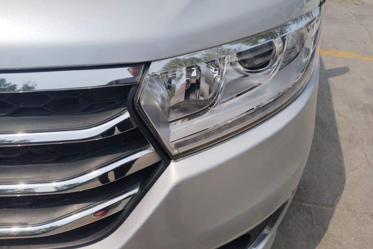 Used JAC Refine M3 2016 IKEA Edition 1.6L Luxury Smart Model Left Front Headlight