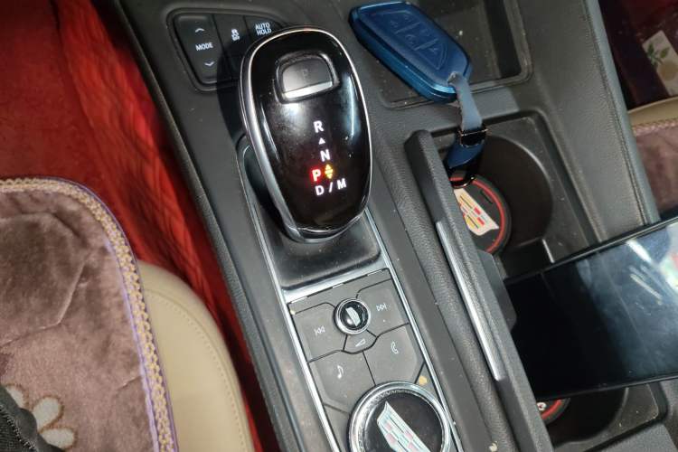 Used Cadillac CT5 2020 28T Fashion Edition Gear Lever