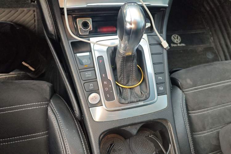 Used Volkswagen FAW-Volkswagen CC 2012 2.0 TSI Luxury Model