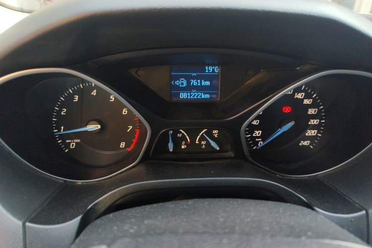 Used Ford Focus 2012 Sedan 1.6L Manual Fashion Edition
