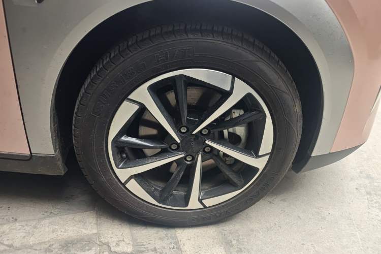 Used AION Y 2023 Younger Star Edition