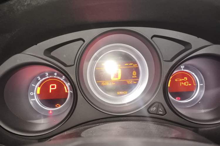 Used Citroen C4L 2014 1.8L Intelligent Drive Automatic Enjoyment Model Instrument Cluster