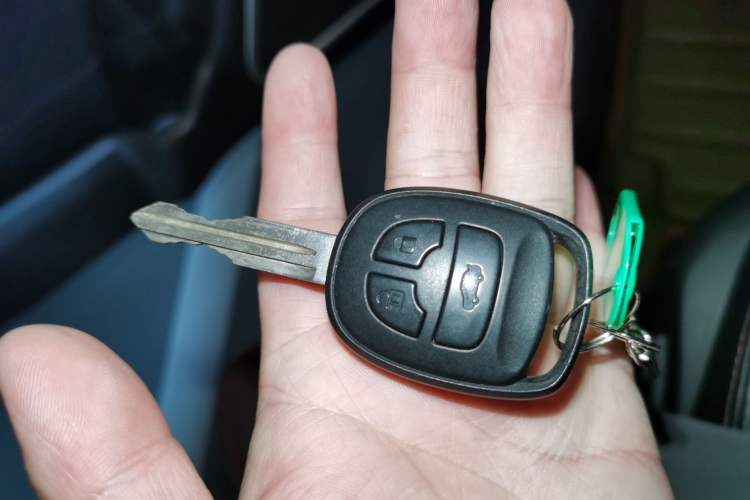 Used CHANGAN CS35 2014 1.6L Manual Luxury Model China IV Standard
