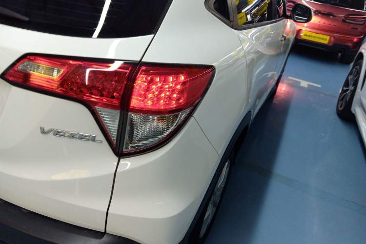 Used Honda Vezel 2019 1.5L CVT Pioneer Edition China VI
