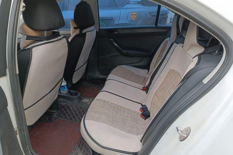 Used Volkswagen Santana 2016 1.6L Manual Fashion Edition
