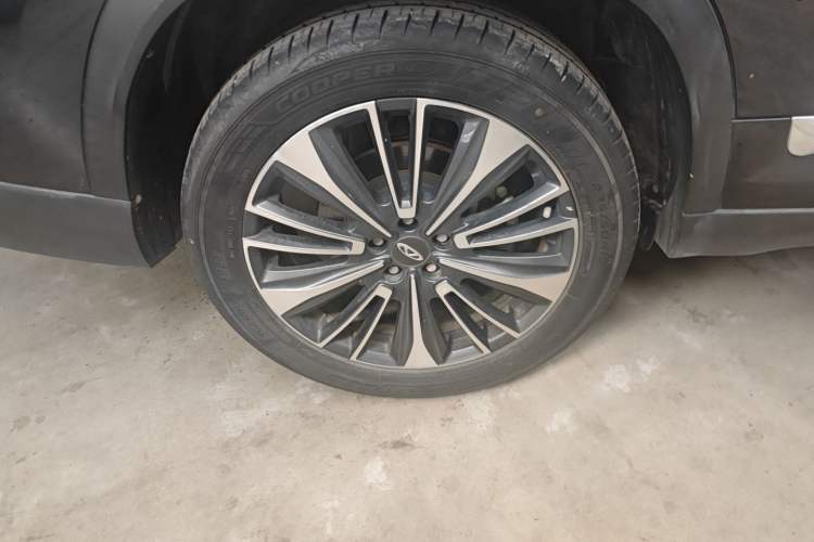 Used Chery Tiggo 8 PLUS 2022 Kunpeng Edition 390TGDI DCT Luxury Version Right Rear Wheel Hub