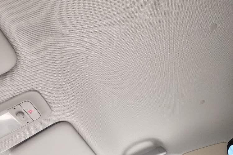 Used Wuling Hongguang MINIEV 2025 Four-Door Version Advanced Edition Headliner