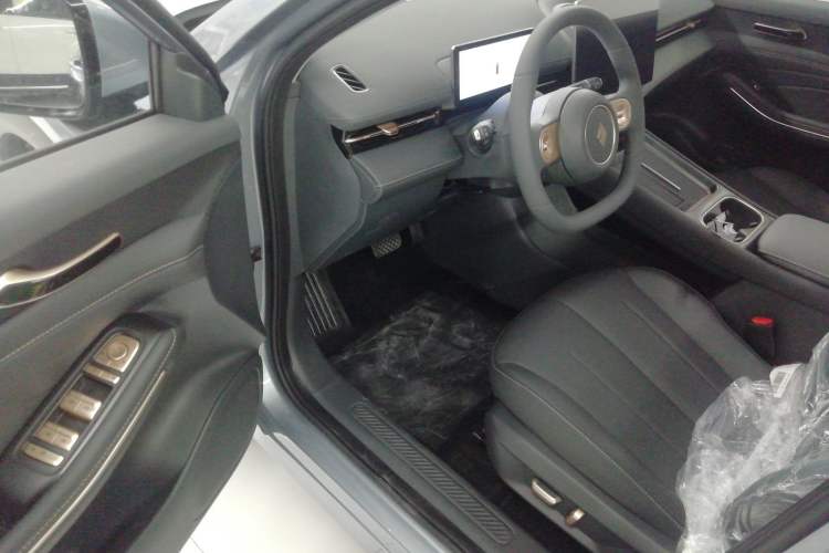 Used Baojun Yunhai 2026 Model 500km Pure Electric Standard Edition