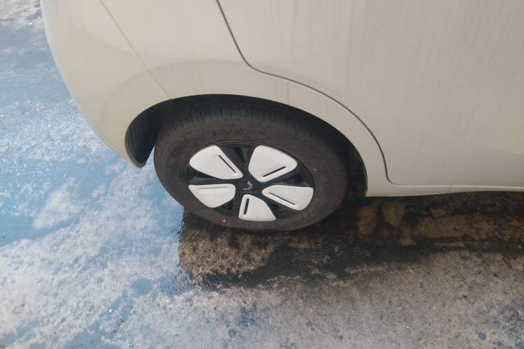 Used Wuling Hongguang MINIEV 2025 Four-Door Version Advanced Edition
