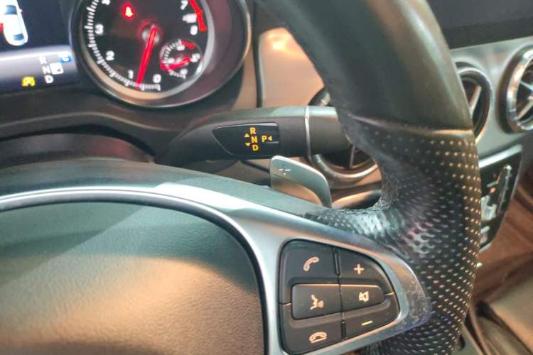 Used Mercedes-Benz CLA 2018 CLA 260 4MATIC Gear Lever