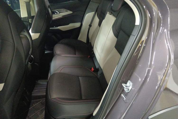 Used Lynk & Co 02 2022 2.0T DCT Shine Pro
