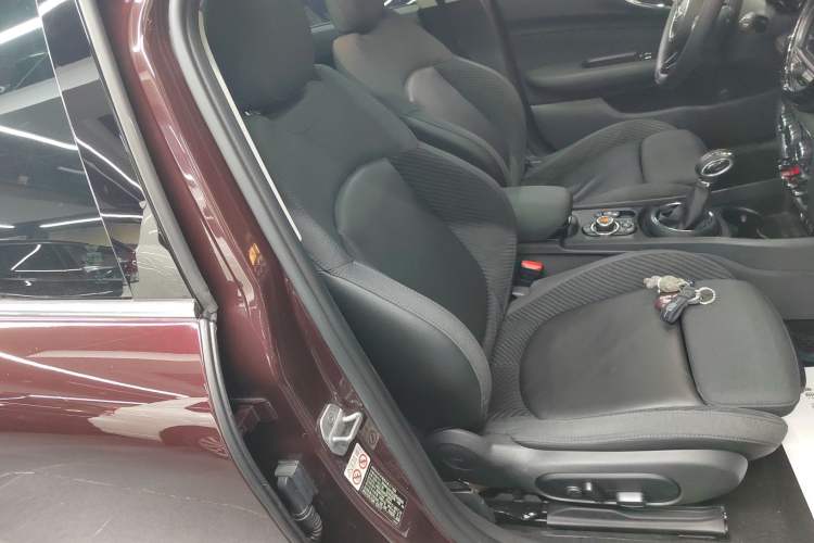 Used MINI Clubman 2016 Updated 1.5T COOPER Geek Edition