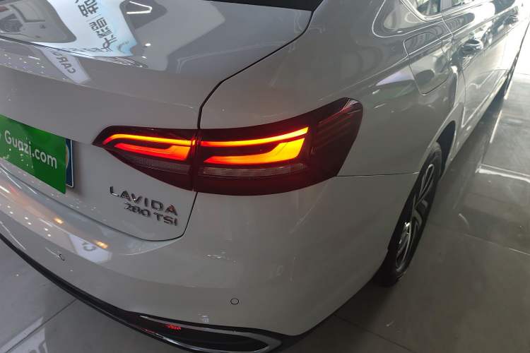 Used Volkswagen Lavida 2023 280TSI DSG Full-Comfort Edition
