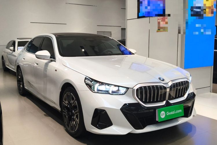 Used BMW 5 Series 2025 530Li Luxury Edition M Sport Package
