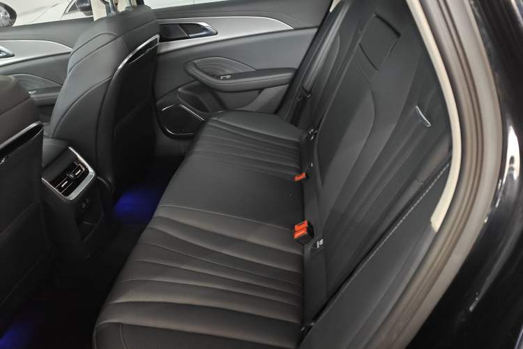 Used Hongqi H5 2024 1.5T DCT Smart Connect Flagship Edition
