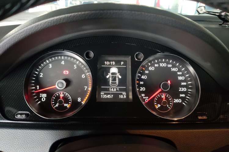 Used Volkswagen Magotan 2013 2.0 TSI Luxury Model