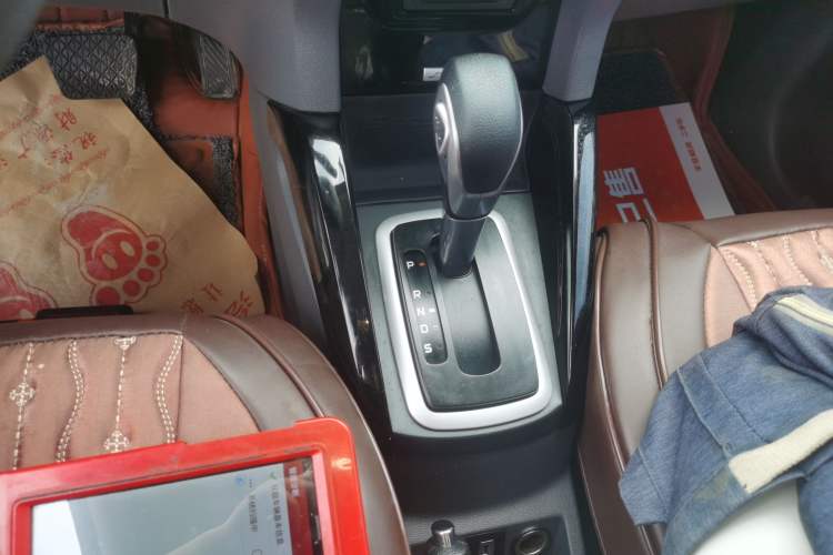Used Ford EcoSport 2013 1.5L Automatic Prestige Model Gear Lever