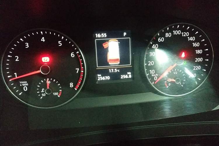 Used Volkswagen Multivan 2017 2.0 TSI Two-Wheel-Drive Comfort Edition 7 Seats