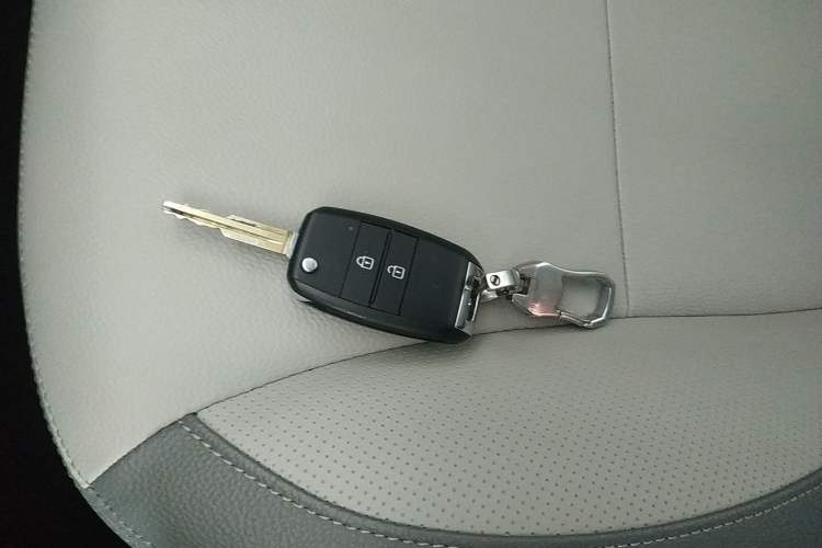 Used Kia Pegas 2019 1.4L Manual Value Edition National VI Standard Vehicle Key