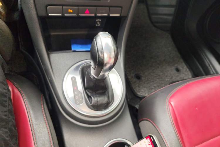 Used Volkswagen Beetle 2013 1.4TSI Luxury Model Gear Lever