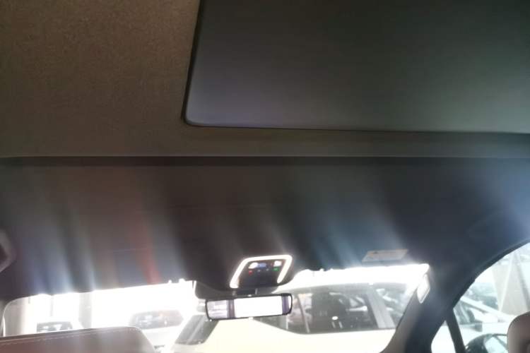 Used Nio ES8 2026 Model 6-seat Executive Signature Edition Headliner