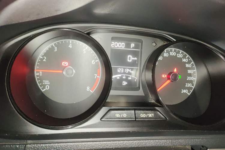 Used Volkswagen Lavida 2017 1.6L Automatic Fashion Edition
